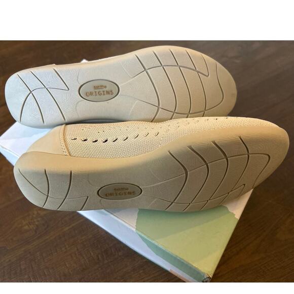 Earth Origins Openwork Knit Slip-Ons - Faye 7.5 Wide Sand White - Picture 4 of 8